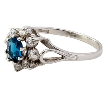 9ct white gold Blue Topaz / Cubic Zirconia Cluster Ring size L